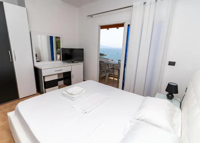 Laa Melossa * Sarandë