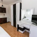 Laa Melossa * Sarandë
