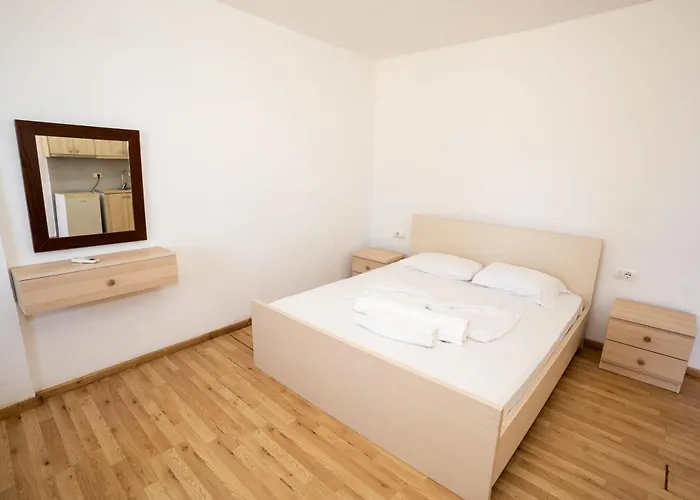 Laa Melossa 公寓 Sarandë